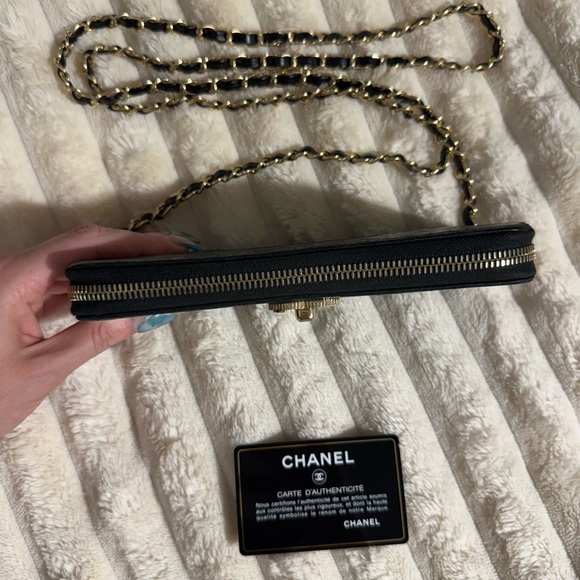 Black Chanel Mademoiselle wallet on unbranded chain crossbody - Picture 3 of 9